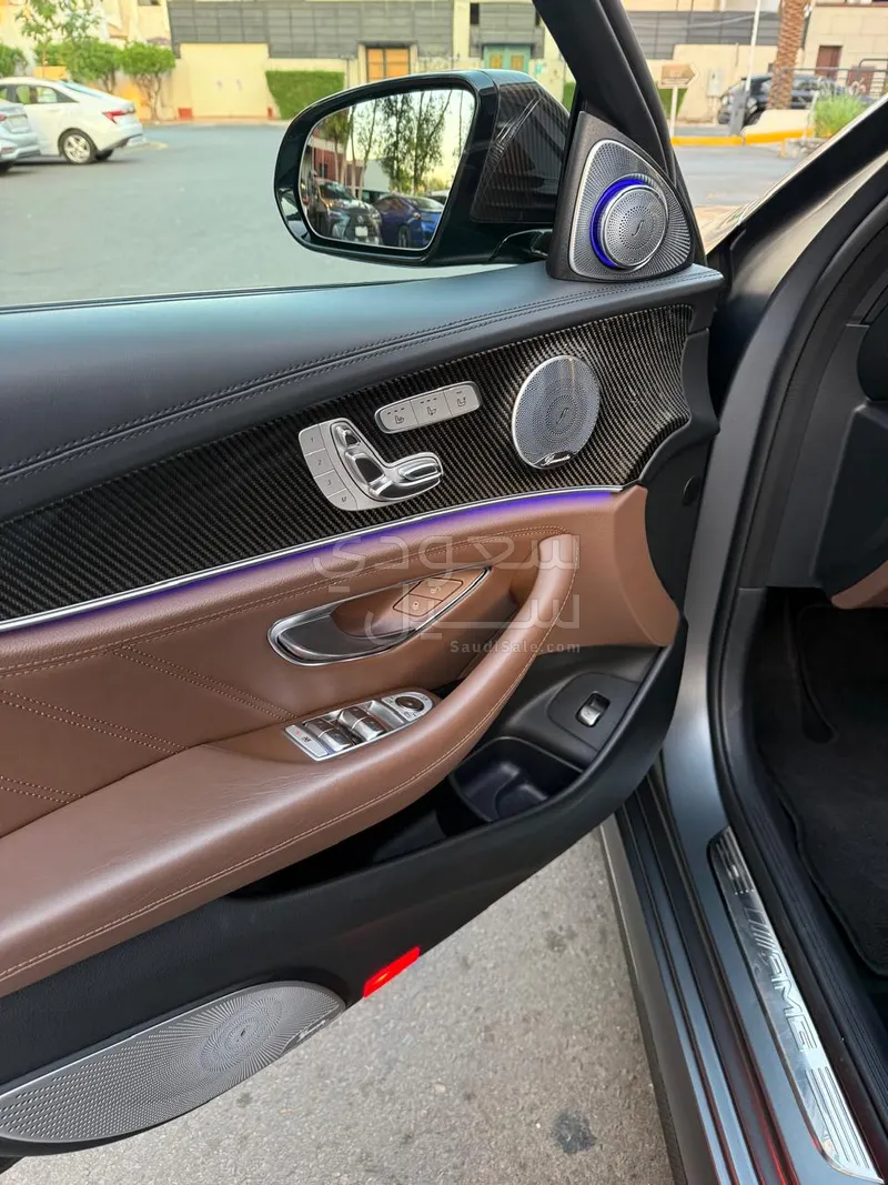 2018 مرسيدس - بنز إي 63 أي إم جي