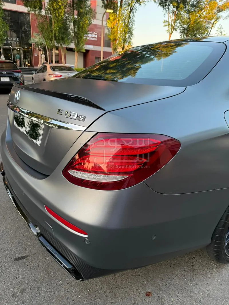 2018 مرسيدس - بنز إي 63 أي إم جي