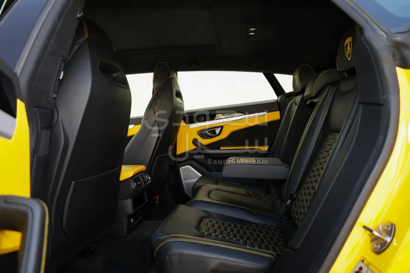 2022 لمبرجيني اوروس