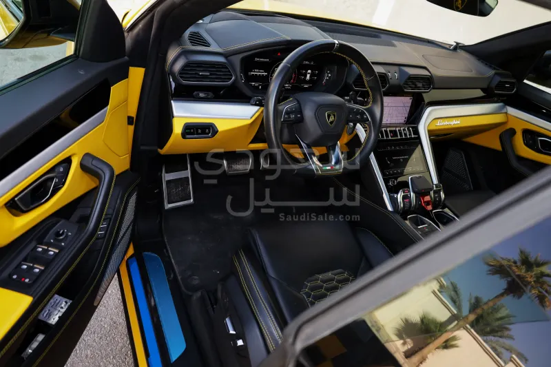 2022 لمبرجيني اوروس