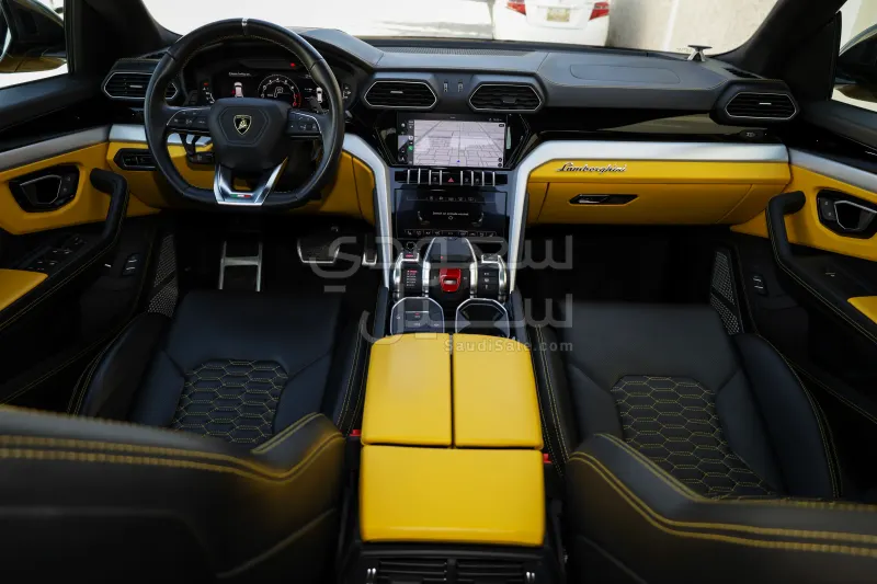 2022 لمبرجيني اوروس