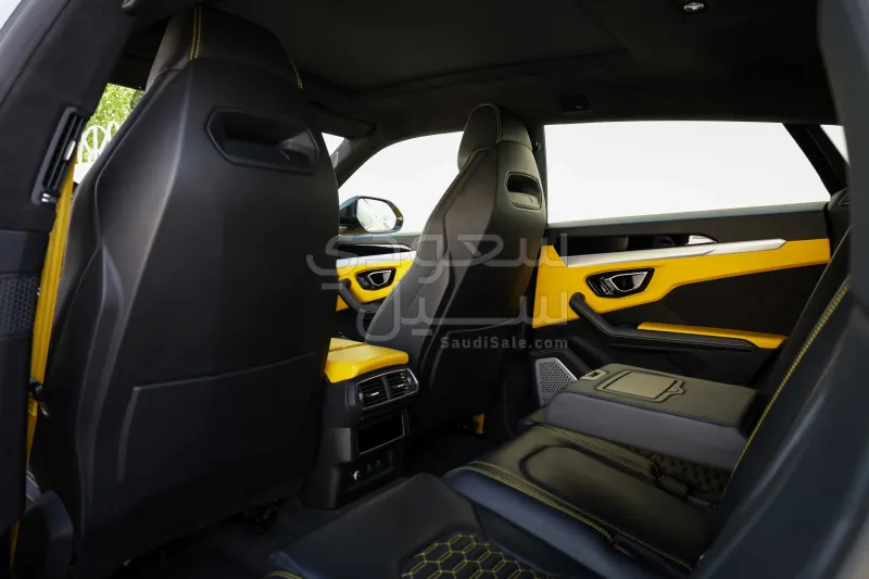 2022 لمبرجيني اوروس