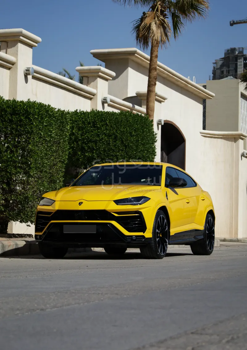 2022 لمبرجيني اوروس