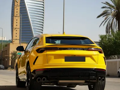 2022 لمبرجيني اوروس