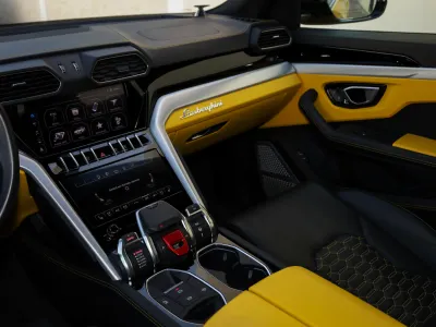 2022 لمبرجيني اوروس