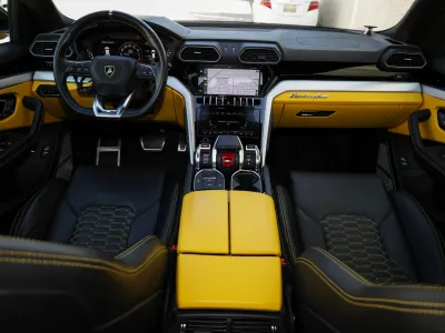 2022 لمبرجيني اوروس