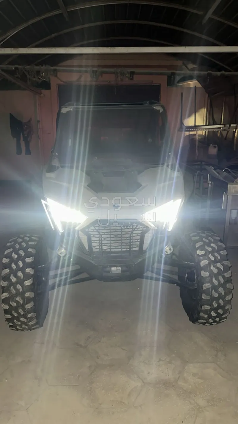 2023 بولارس أر زيد أر برو إكس بي