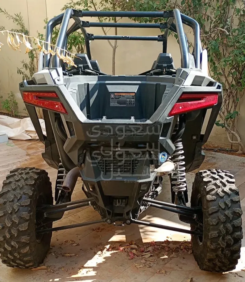 2023 بولارس أر زيد أر برو إكس بي