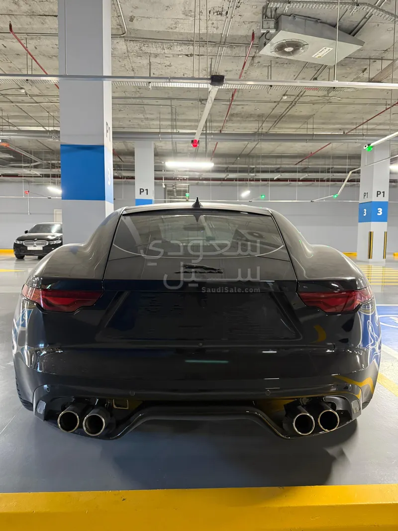 2024 جاكوار اف-تايب ار