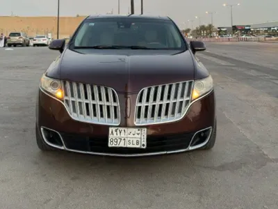 2012 لنكولن ام كي تي