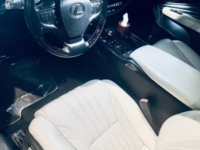 2019 لكزس إل إس 500