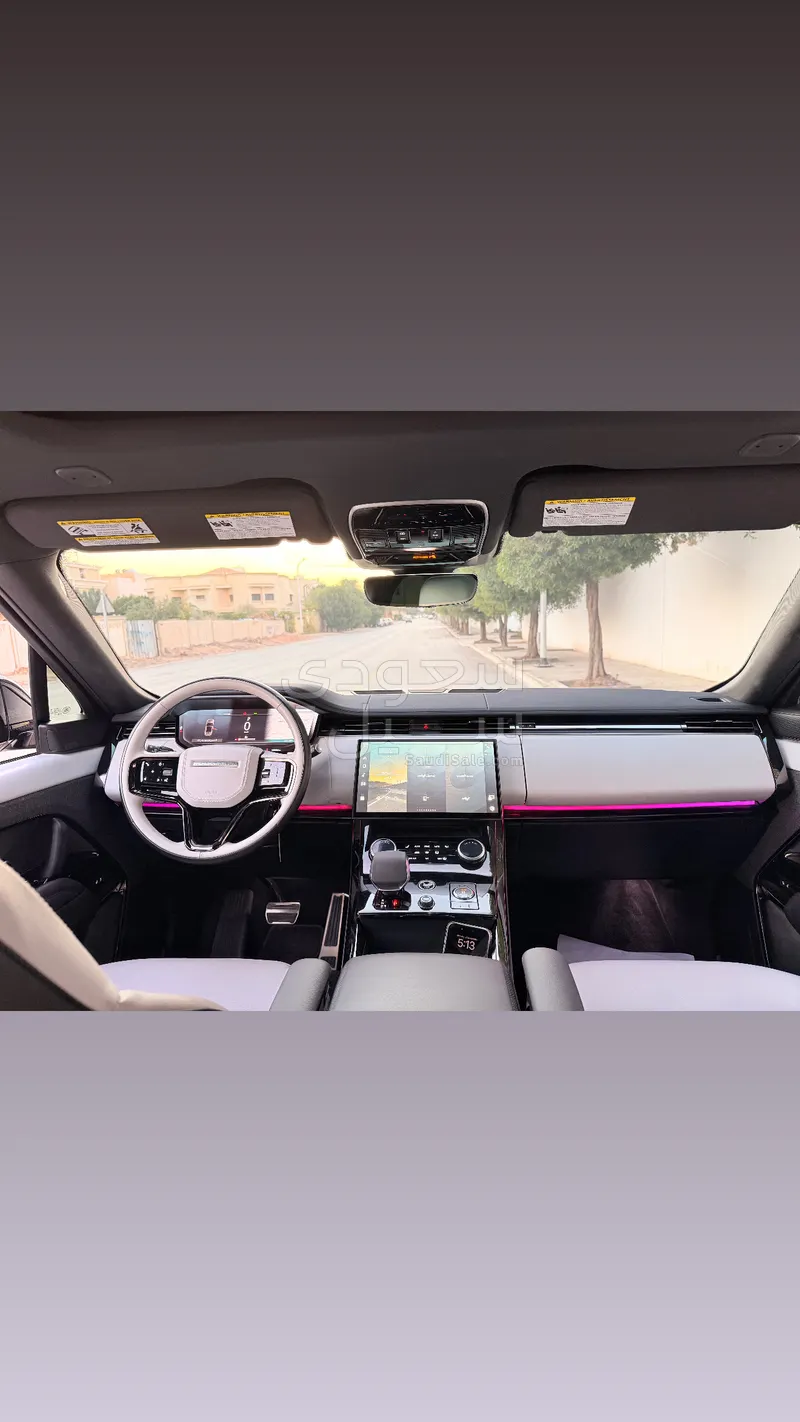 2023 لاند روفر رينج روفر سبورت اس اي