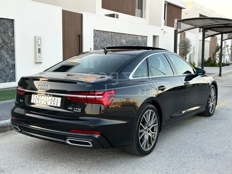 2021 اودي اي 6 اس لاين