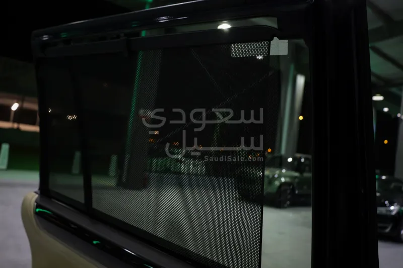 2017 لكزس إل إكس 570 اس