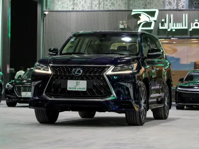 2017 لكزس إل إكس 570 اس