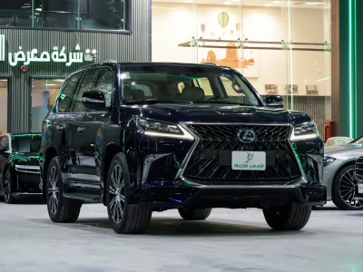 2017 لكزس إل إكس 570 اس