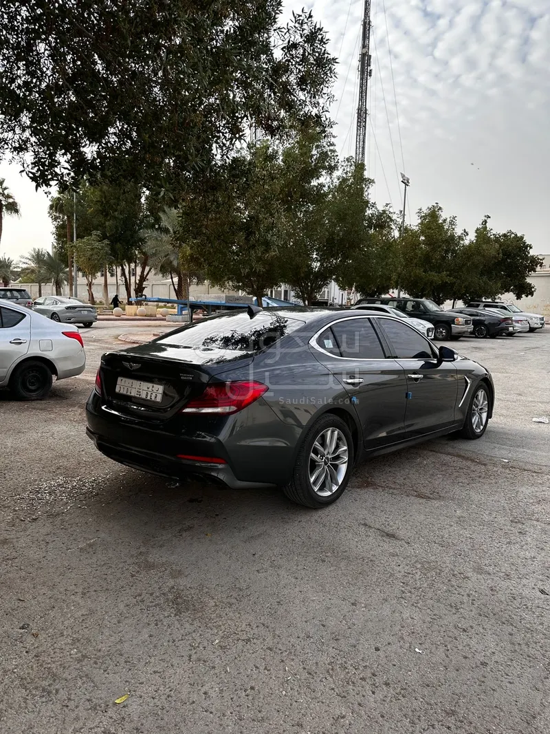 2019 جينيسيس جي 70