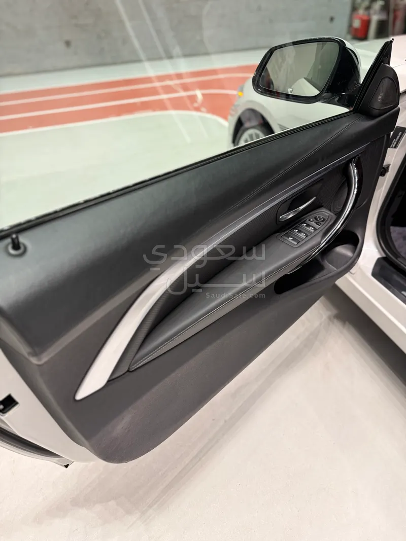 2017 بي ام دبليو البينا بي 4