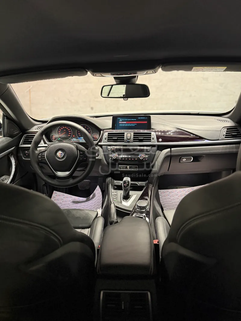 2017 بي ام دبليو البينا بي 4