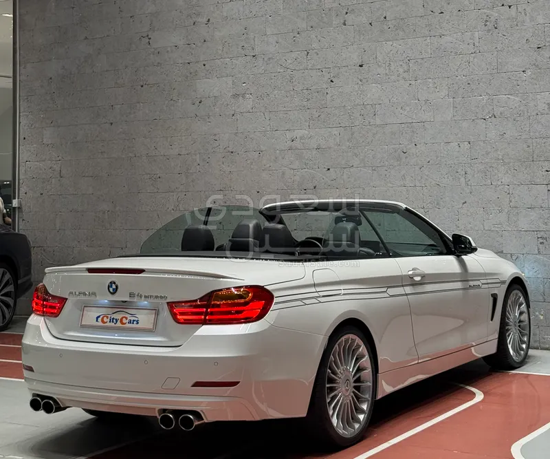 2017 بي ام دبليو البينا بي 4