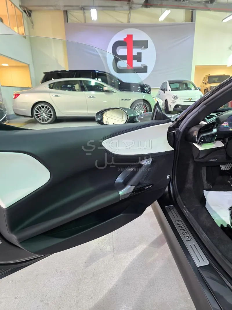 2023 فيراري اس اف 90 سبايدر