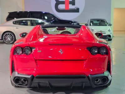 2023 فيراري 812 جي تي اس
