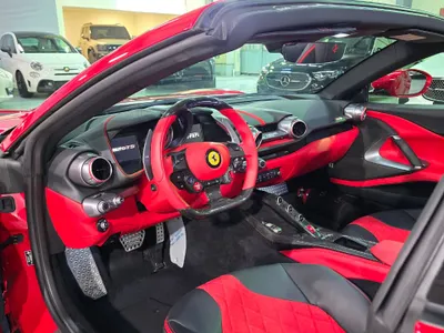 2023 فيراري 812 جي تي اس