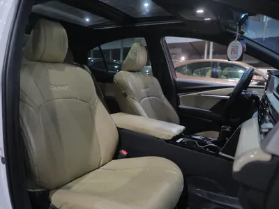 2025 تويوتا كامري ال اي