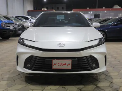 2025 تويوتا كامري ال اي