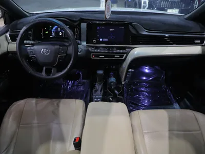 2025 تويوتا كامري ال اي