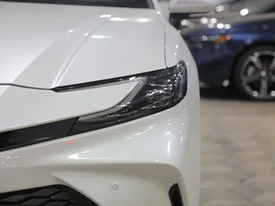 2025 تويوتا كامري ال اي