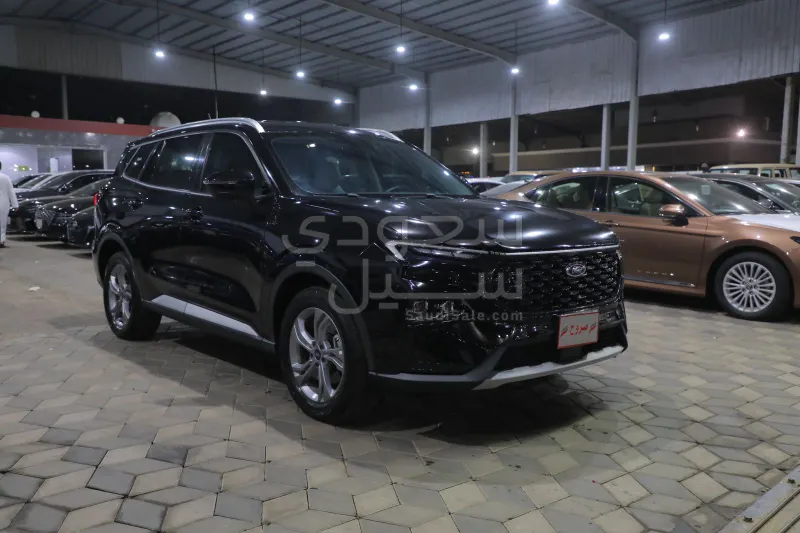 2025 فورد تيريتوري