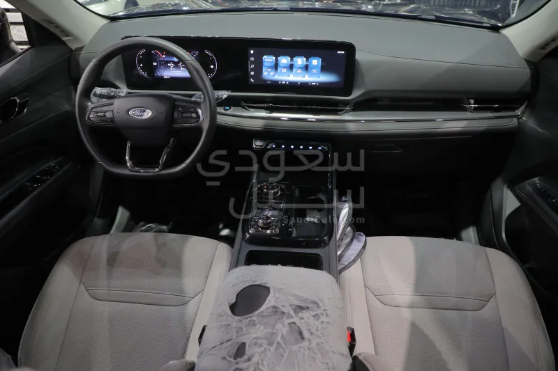 2025 فورد تيريتوري