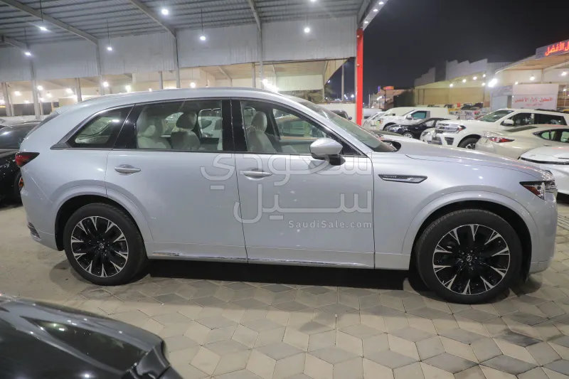 2024 مازدا سي اكس 90