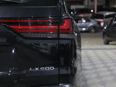 2023 لكزس إل إكس 600