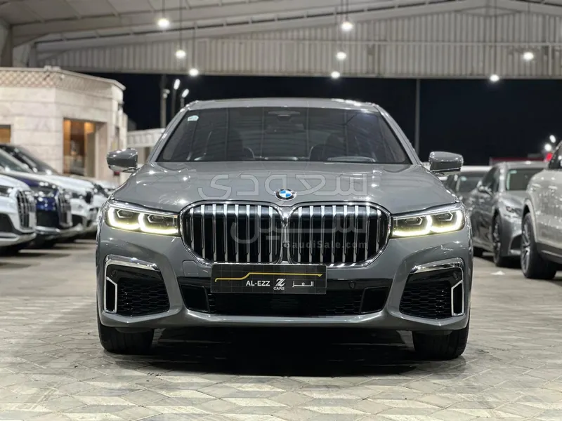 2020 بي ام دبليو الفئة السابعة 740 إل أي