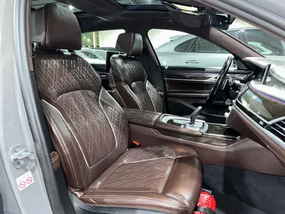 2020 بي ام دبليو الفئة السابعة 740 إل أي