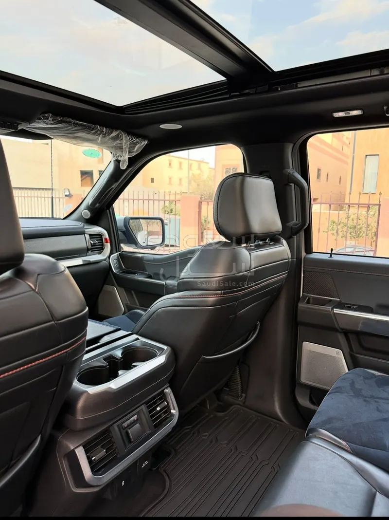 2023 فورد اف 150 رابتور