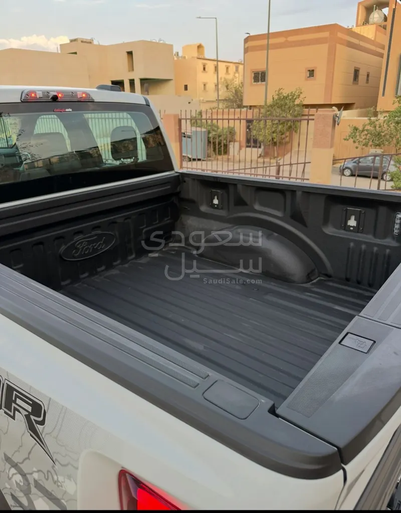 2023 فورد اف 150 رابتور