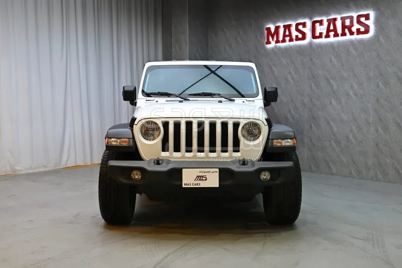 2023 جييب رانجلر سبورت