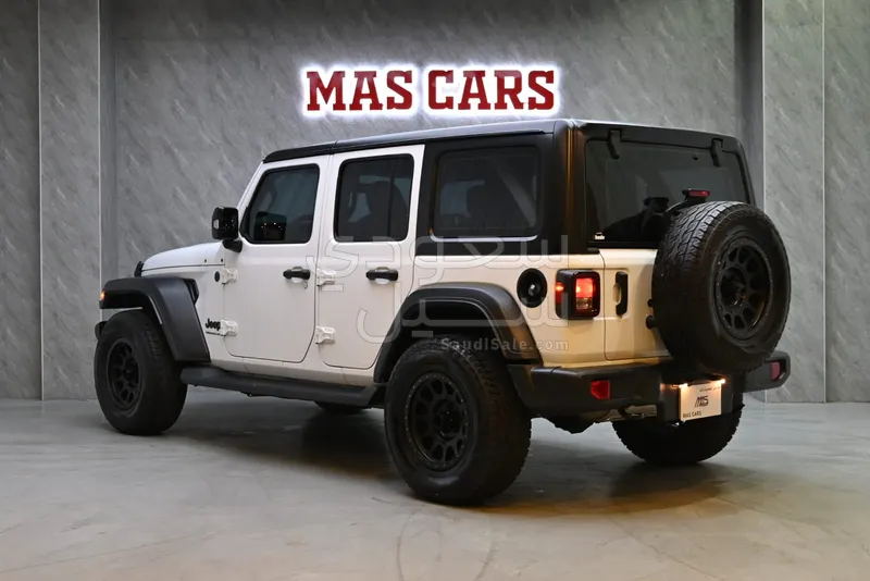 2023 جييب رانجلر سبورت