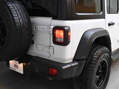 2023 جييب رانجلر سبورت