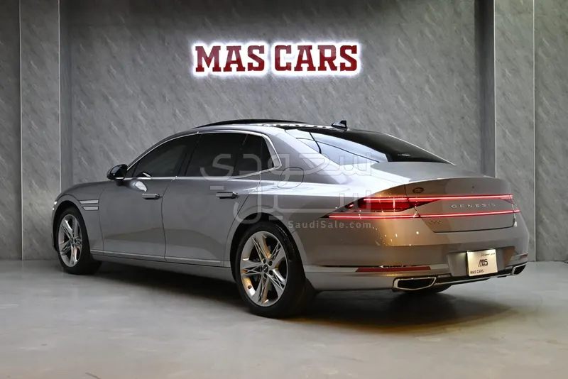 2025 جينيسيس جي 90