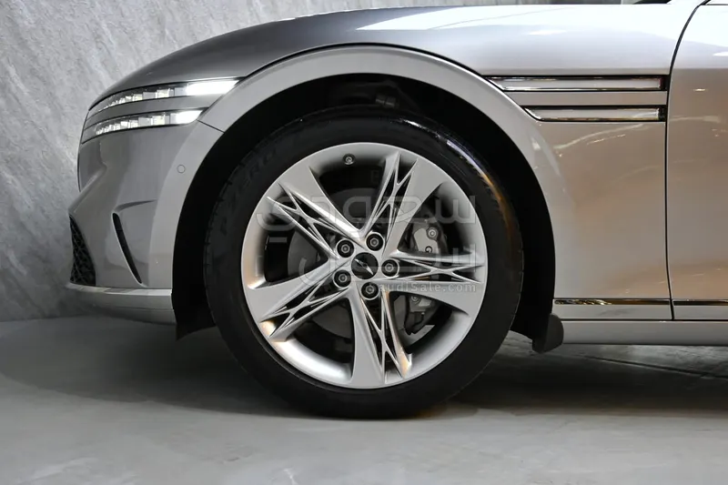 2025 جينيسيس جي 90