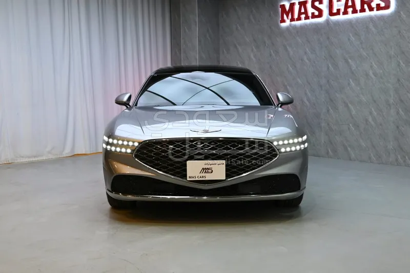 2025 جينيسيس جي 90