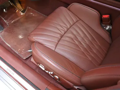 2025 جينيسيس جي 90