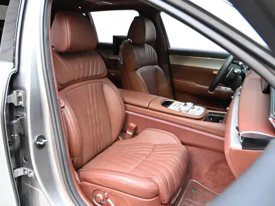 2025 جينيسيس جي 90