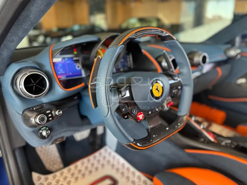 2023 فيراري 812 جي تي اس