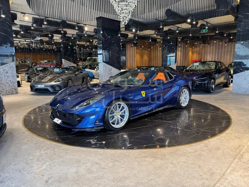 2023 فيراري 812 جي تي اس