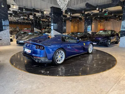2023 فيراري 812 جي تي اس